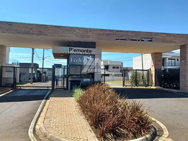 Terreno com 263m², à venda, no bairro Contorno em Ponta Grossa