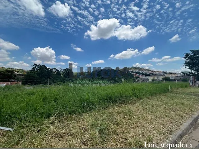 Terreno com 308m², à venda, no bairro Jardim Jurema em Valinhos