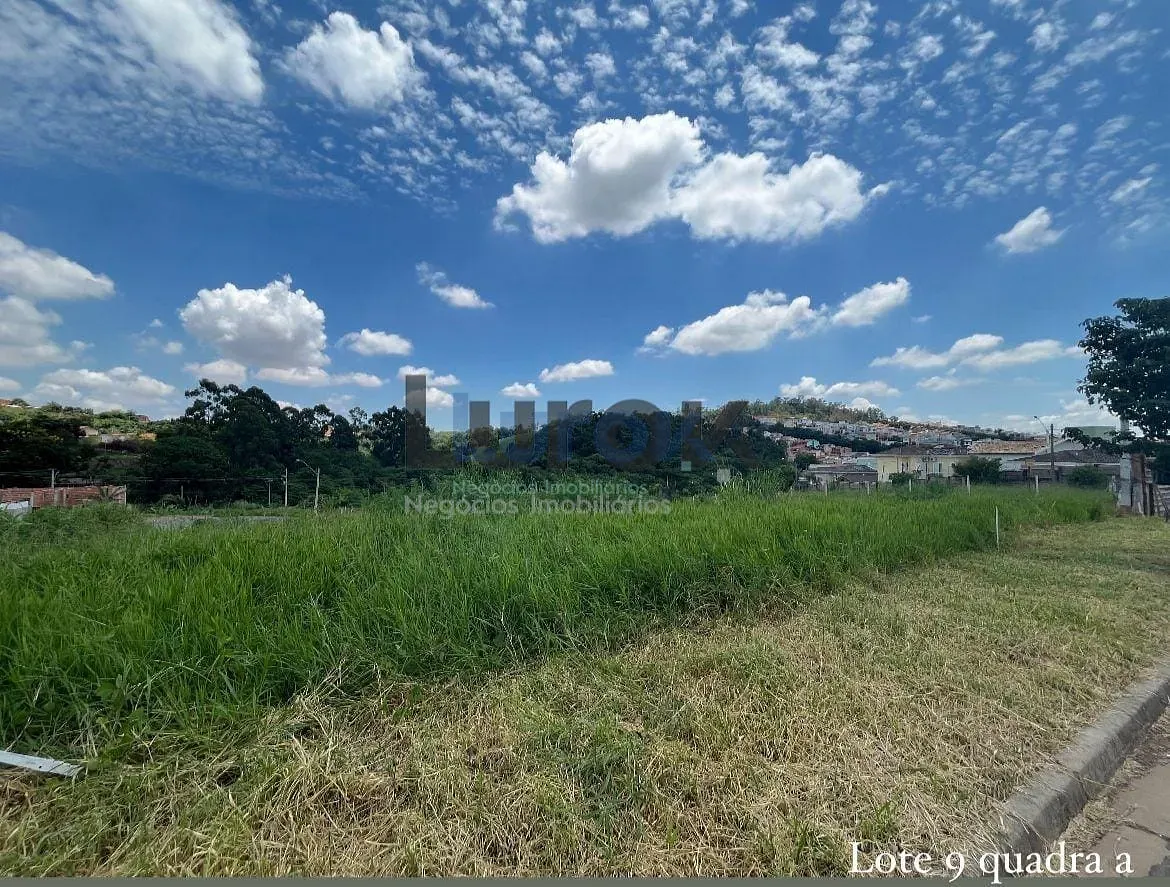 Terreno, 307 m² - Foto 1