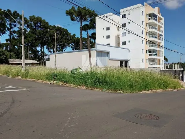 Terreno com 462m², à venda, no bairro Orfãs em Ponta Grossa