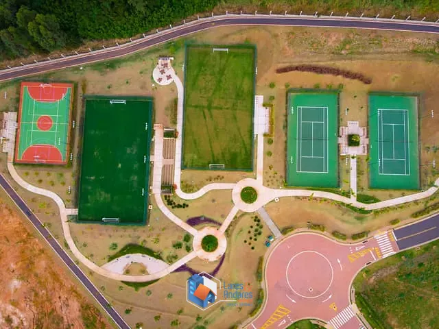 Terreno com 2124m² 1 quarto e 1 banheiro, à venda, no bairro Loteamento Residencial Pedra Alta (Sousas) em Campinas