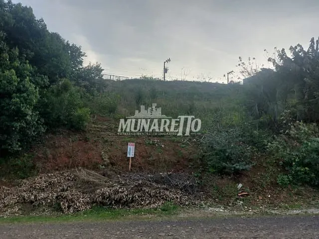Terreno com 641m², à venda, no bairro Industriários em Concórdia