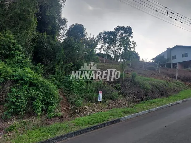 Terreno com 450m², à venda, no bairro Industriários em Concórdia