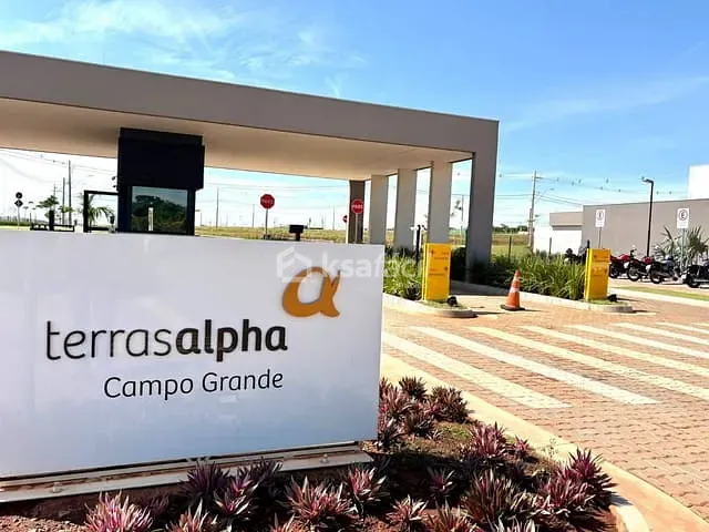 Terreno com 304m², à venda, no bairro Chácara das Mansões em Campo Grande