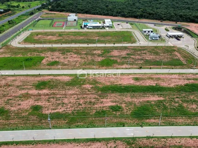 Terreno com 304m², à venda, no bairro Chácara das Mansões em Campo Grande