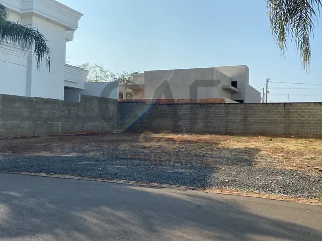 Terreno com 300m², à venda, no bairro Residencial San Marino em Artur Nogueira