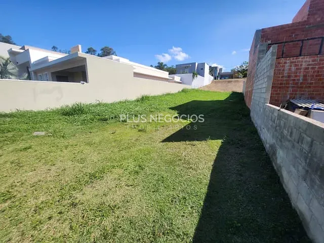 Terreno com 366m², à venda, no bairro Jardim Gramados de Sorocaba em Sorocaba