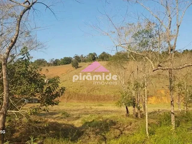Terreno com 360000m², à venda, no bairro São Benedito em Monteiro Lobato
