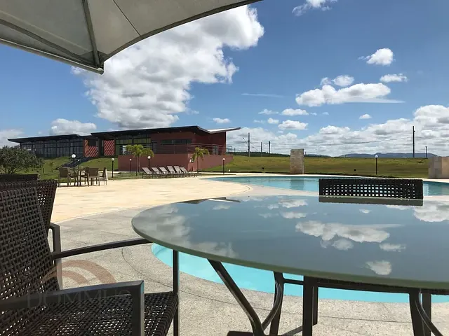 Terreno com 611m², à venda, no bairro Condomínio Lagoa Silvana - Parques do Vale em Caratinga