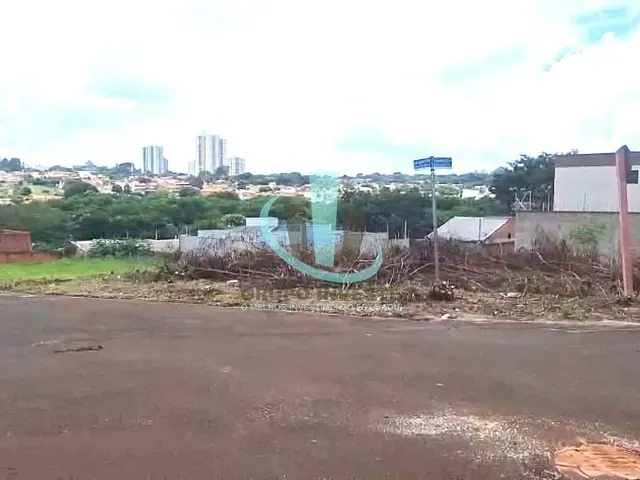 Terreno com 388m², à venda, no bairro Residencial Ravena em Araraquara