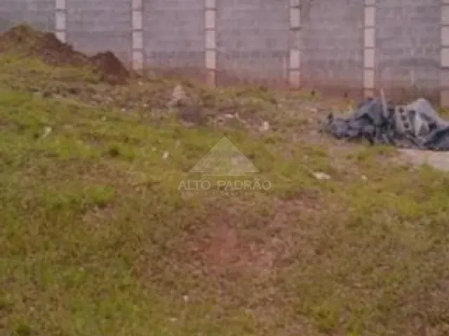 Terreno à venda, no bairro Parque São Vicente em Mauá