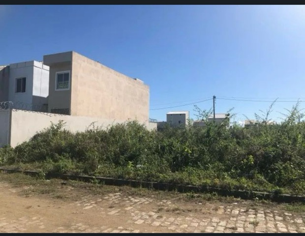 Terreno com 140m², à venda, no bairro Alphaville 3 em Campos dos Goytacazes
