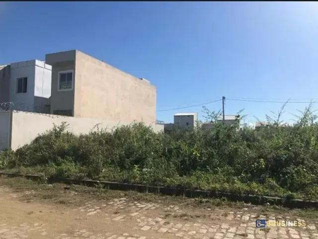 Terreno com 140m², à venda, no bairro Alphaville 3 em Campos dos Goytacazes