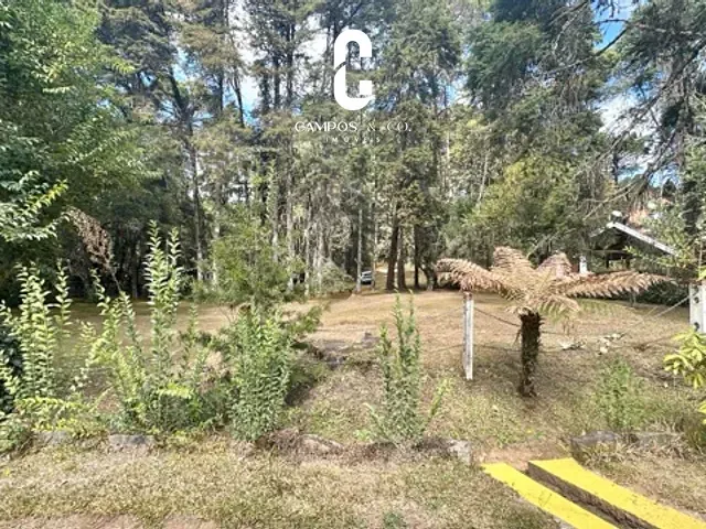 Terreno com 1100m², à venda, no bairro Residencial Jardim Véu das Noivas em Campos do Jordão