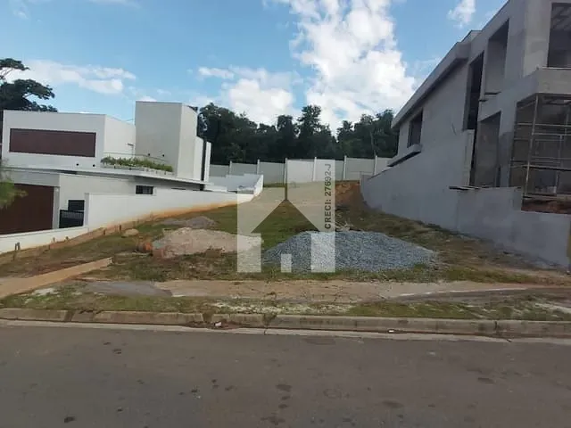 Terreno com 600m², à venda, no bairro Jardim das Samambaias em Jundiaí