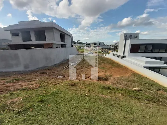 Terreno com 600m², à venda, no bairro Jardim das Samambaias em Jundiaí