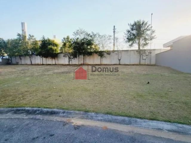 Terreno com 538m², à venda, no bairro Parque Senhor do Bonfim em Taubaté