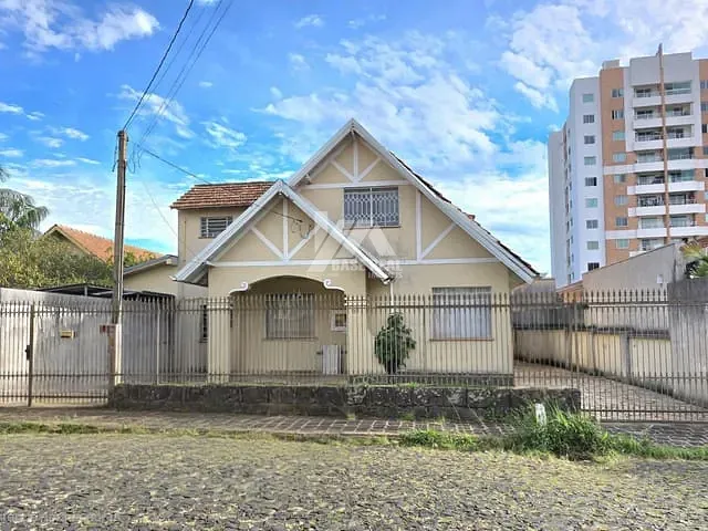 Terreno com 658m², à venda, no bairro Centro em Ponta Grossa