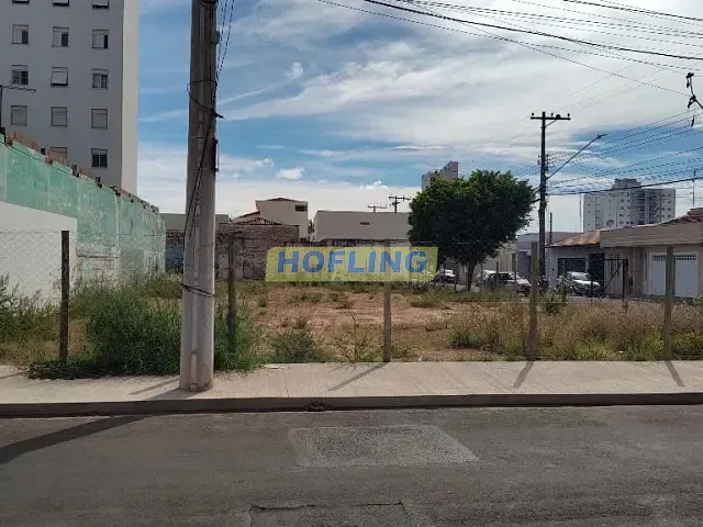 Terreno com 1100m², à venda, no bairro Centro em Rio Claro