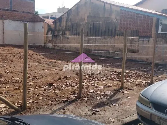 Terreno com 250m², à venda, no bairro Vila Betânia em São José Dos Campos