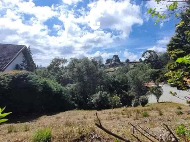 Terreno com 1392m², à venda, no bairro Manancial em Campos do Jordão