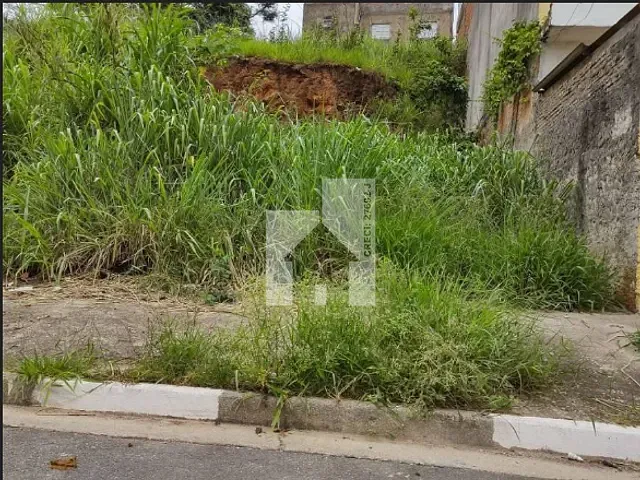 Terreno com 330m², à venda, no bairro Jardim Europa em Campo Limpo Paulista