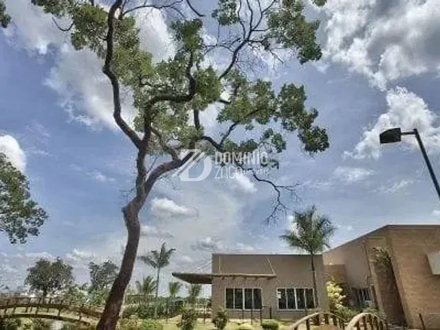 Terreno com 444m², à venda, no bairro Recreio dos Bandeirantes em Uberaba