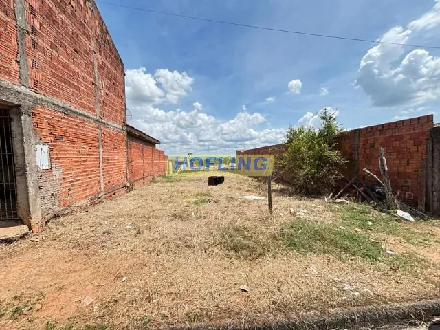 Terreno com 250m², à venda, no bairro Jardim Novo II em Rio Claro