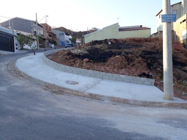 Foto do Terreno - Terreno à venda, 264 m² por R$ 180.000,00 - Jardim Santa Júlia - São José dos Campos/SP | INDEPENDENCE NEGOCIOS IMOBILIARIOS LTDA