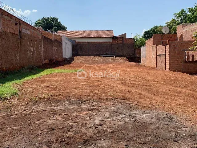 Terreno com 360m², à venda, no bairro Vila Nogueira em Campo Grande