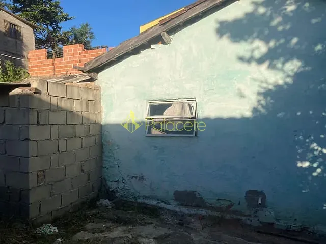 Terreno com 250m², à venda, no bairro Jardim São Benedito em Taubaté