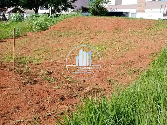 Terreno com 200m², à venda, no bairro Parque Real em Pouso Alegre