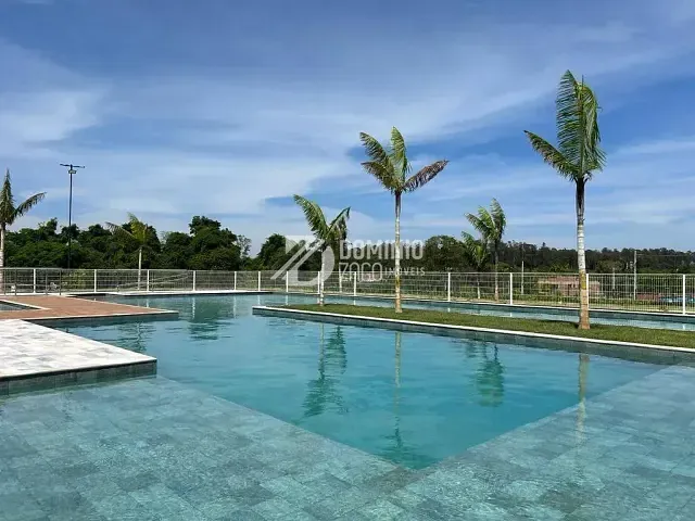 Terreno com 394m², à venda, no bairro Recreio dos Bandeirantes em Uberaba