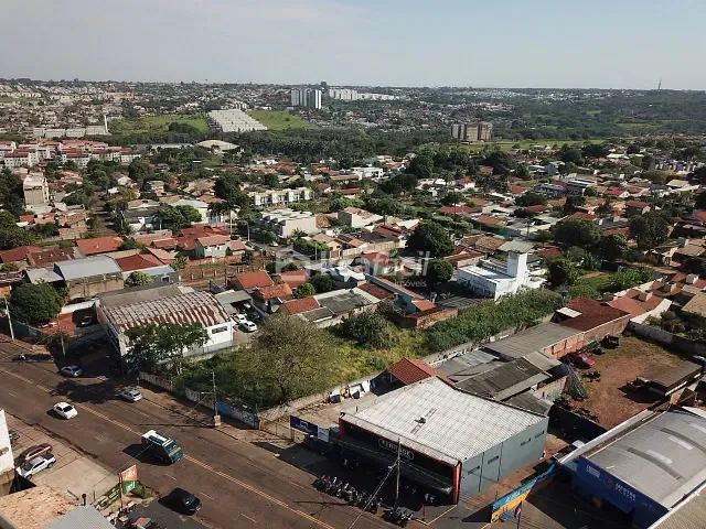 Terreno com 1594m², à venda, no bairro Monte Castelo em Campo Grande