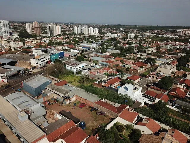 Terreno com 1594m², à venda, no bairro Monte Castelo em Campo Grande