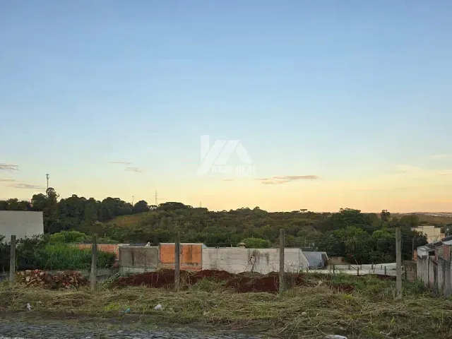 Terreno com 900m², à venda, no bairro Oficinas em Ponta Grossa