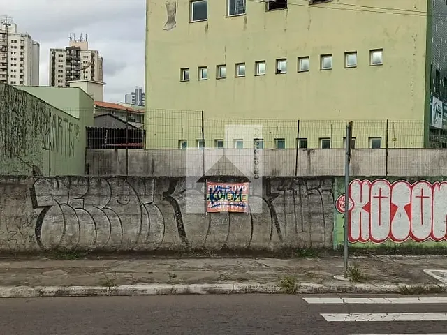 Terreno com 106m², à venda, no bairro Vila Vianelo em Jundiaí