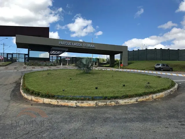 Terreno com 552m², à venda, no bairro Condomínio Lagoa Silvana - Parques do Vale em Caratinga