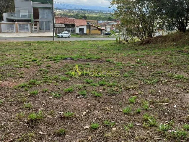 Terreno com 242m², à venda, no bairro São Geraldo em Aparecida