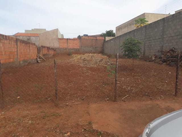Foto do Terreno - Terreno à venda, 250 m² por R$ 100.000,00 - Residencial Estados Unidos - Uberaba/MG | ZUCATO IMOBILIARIA LTDA