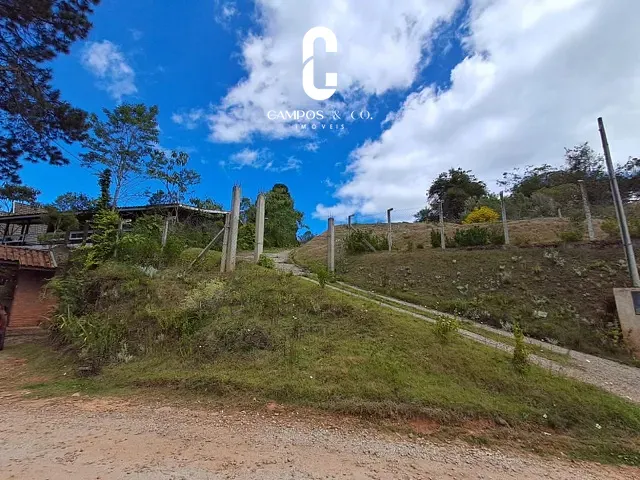 Terreno com 1000m², à venda, no bairro Vila Natal em Campos do Jordão
