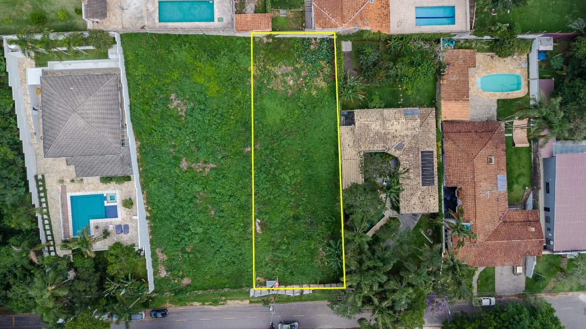 Terreno residencial para venda em Granja Viana II , 1,000m²
