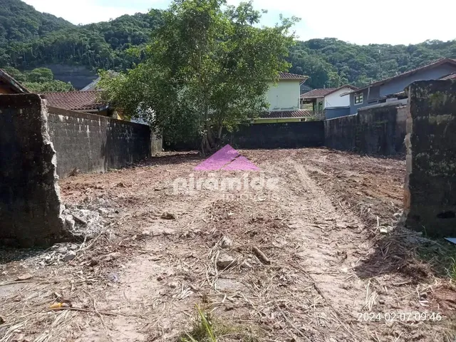 Terreno com 336m², à venda, no bairro Cidade Jardim em Caraguatatuba