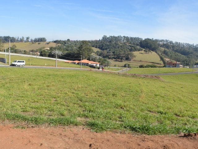 Terreno com 604m², à venda, no bairro Condomínio Jardim Flamboyan em Bragança Paulista