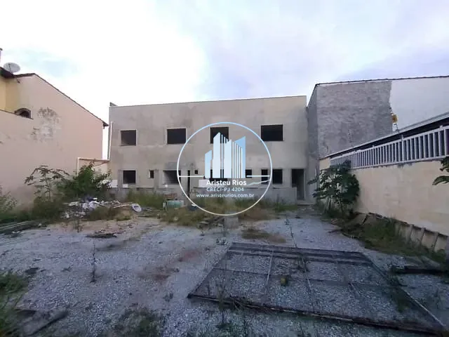 Terreno com 300m², para alugar, no bairro Francisca Augusta Rios em Pouso Alegre