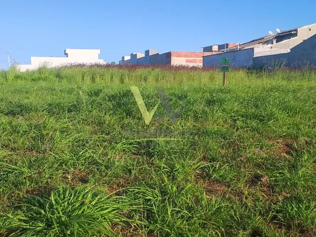 Terreno com 457m², à venda, no bairro Campos Do Jordão em Anápolis