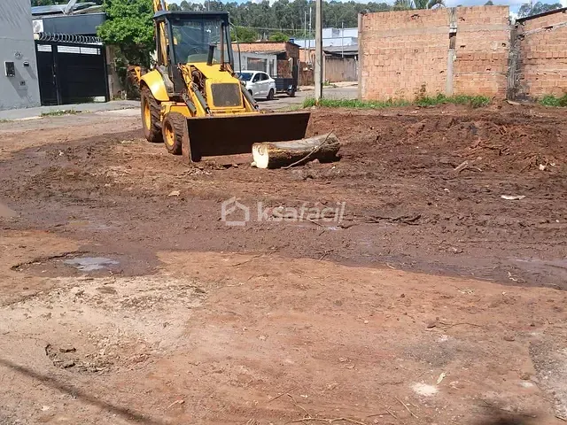 Terreno com 246m², à venda, no bairro Vila Santo Eugênio em Campo Grande