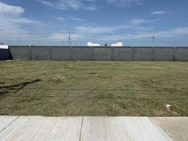 Terreno com 180m², à venda, no bairro Pecuária em Campos dos Goytacazes