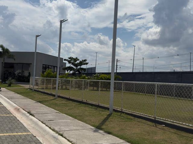 Terreno com 180m², à venda, no bairro Pecuária em Campos dos Goytacazes