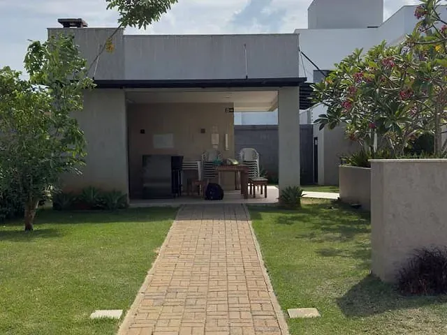 Terreno com 180m², à venda, no bairro Pecuária em Campos dos Goytacazes